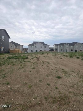 LAND - Williston, ND