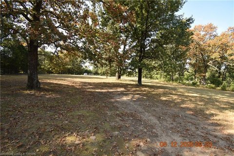 LAND - Muldrow, OK