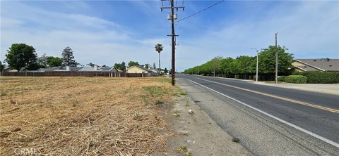 1.73-Acre Lot in High-Growth Area