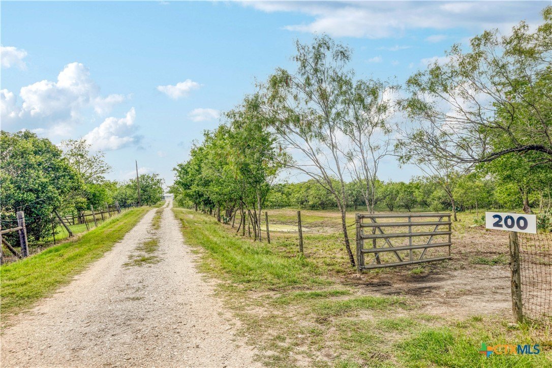 Lockhart Acreage with Development Potential
