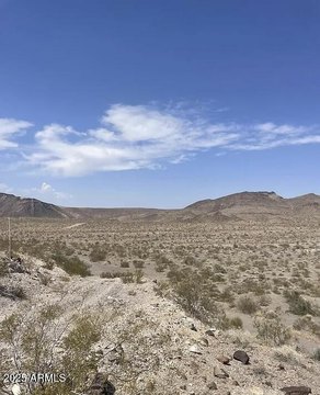 Expansive Vacant Land in Bullhead