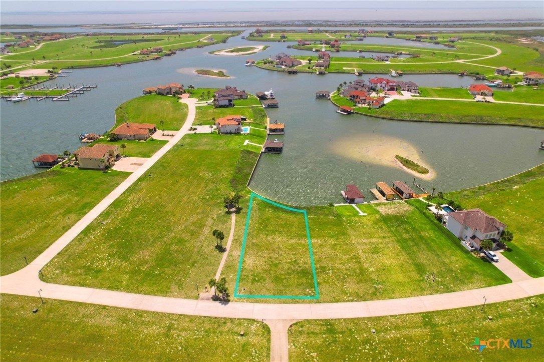 Waterfront Lot in Port O'Connor