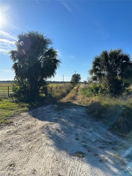 Land, OKEECHOBEE, FL