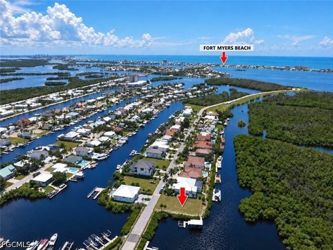 Land, Fort Myers Beach, FL
