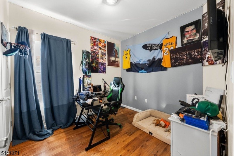 Picture 12