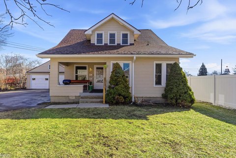 Turnkey Furnished Duplex with Garage