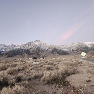 Residential Lot with Mountain Views