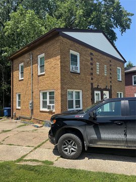 Des Moines Multifamily Property