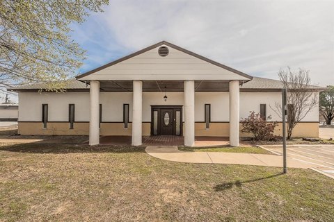 Updated Multi-Purpose Fort Worth Property