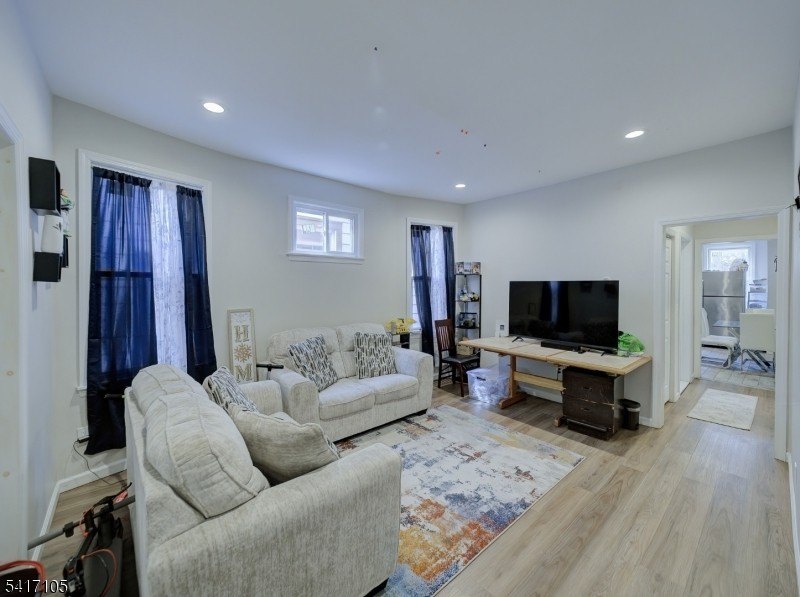 Picture 2