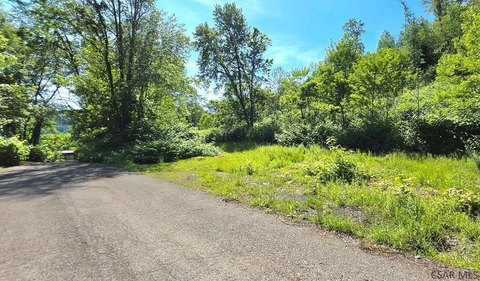 LAND - Johnstown, PA