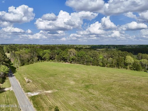 LAND - Canton, MS