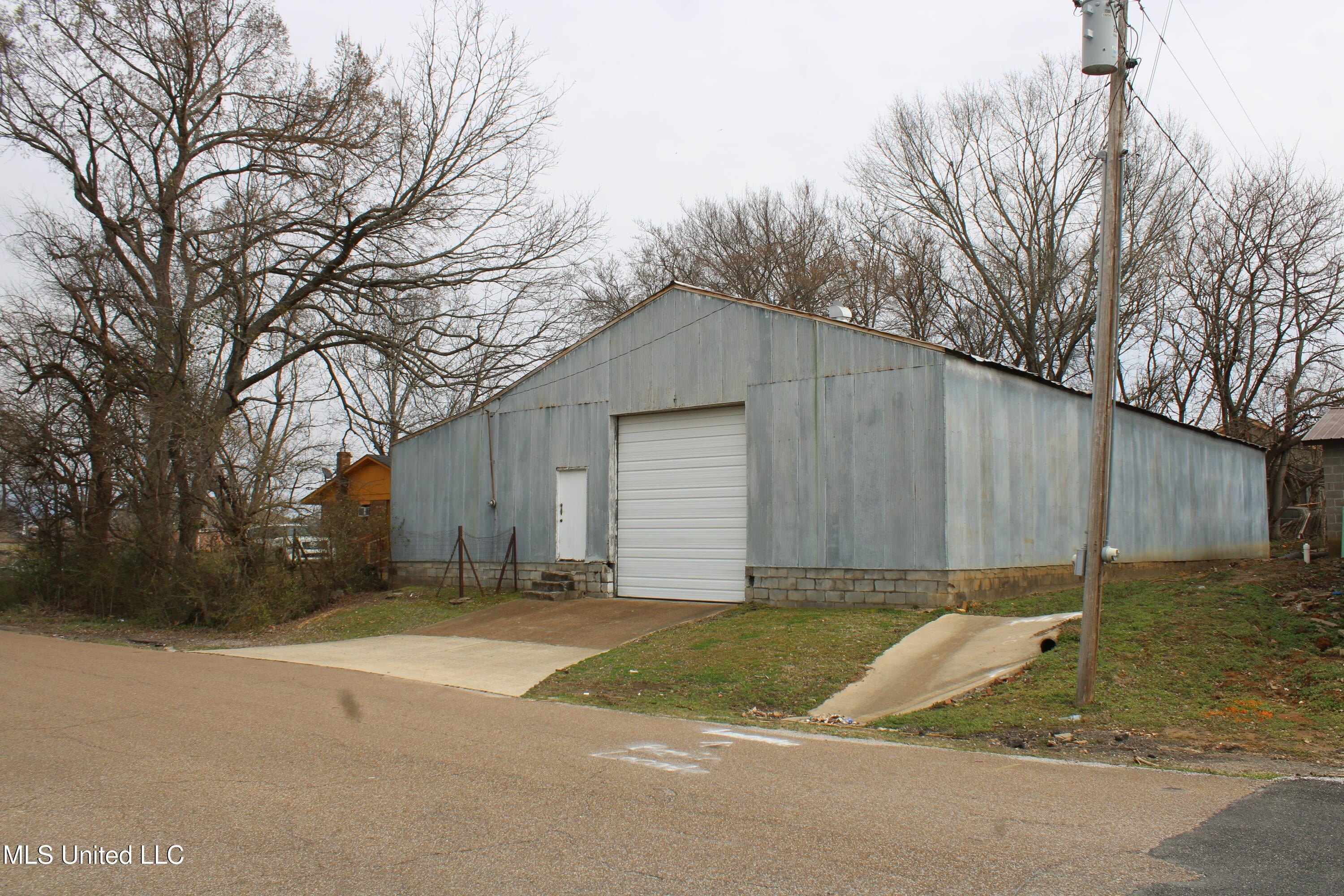 Warehouse Near Holly Springs Square