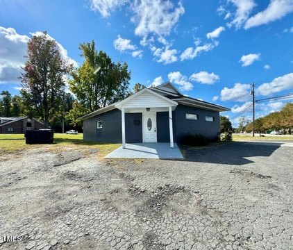 Commercial Building in Roxboro, NC