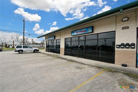 Retail Space in Converse, TX