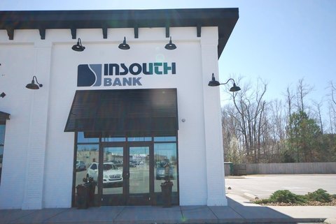 Premier Retail Space in Jackson