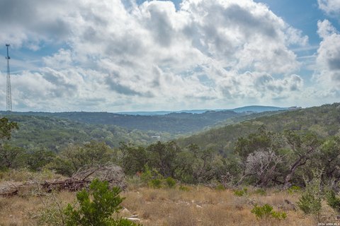 Land, Pipe Creek, TX