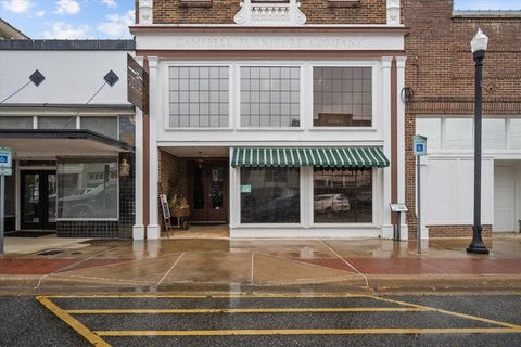 Historic Downtown Lufkin Commercial Space