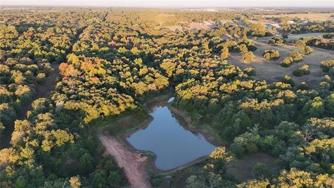 Land, Guthrie, OK