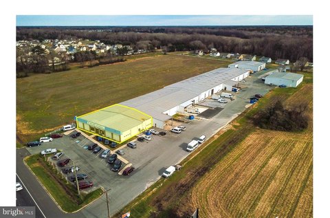 Delmar Retail/Showroom & Warehouse Space