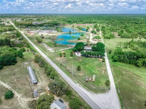 COMMERCIAL - Sebring, FL