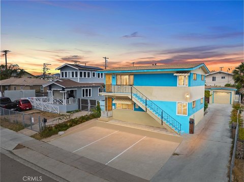 Well-Maintained Triplex in San Diego