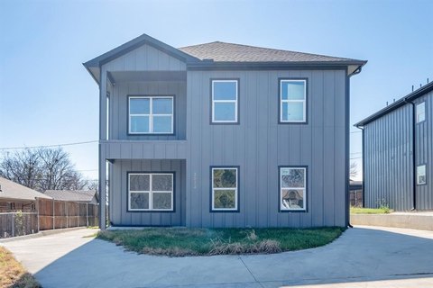 Modern Duplex Near Stockyards