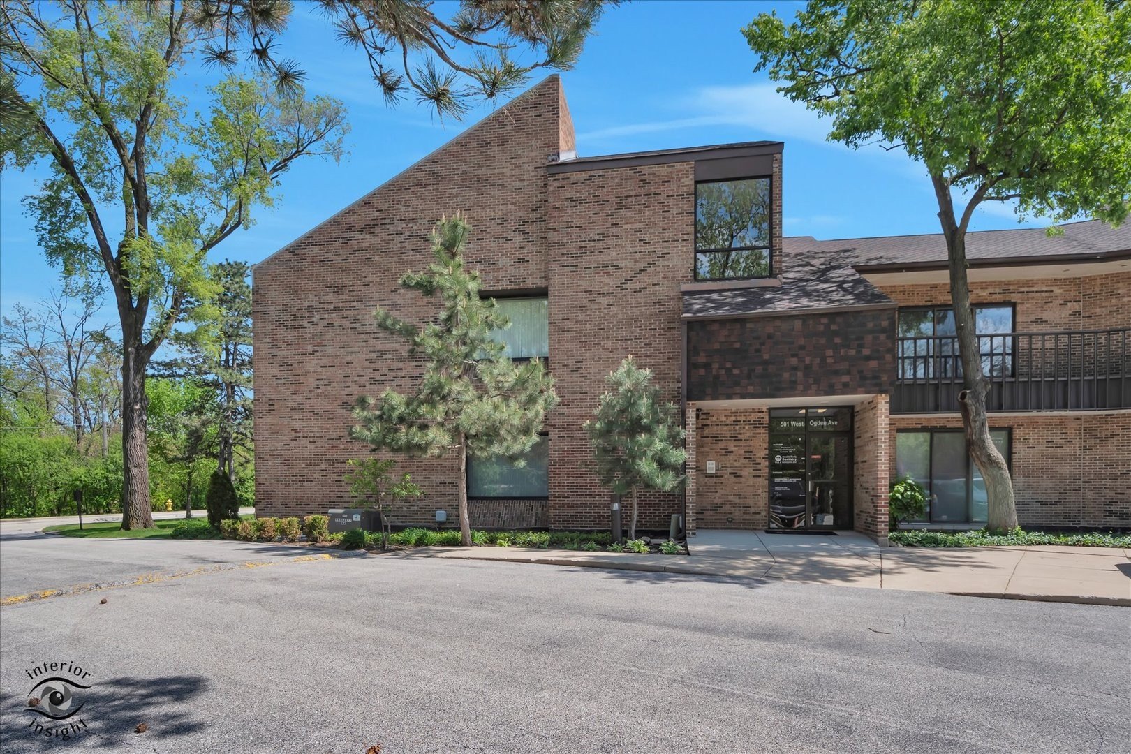 Commercial Space in Hinsdale, IL
