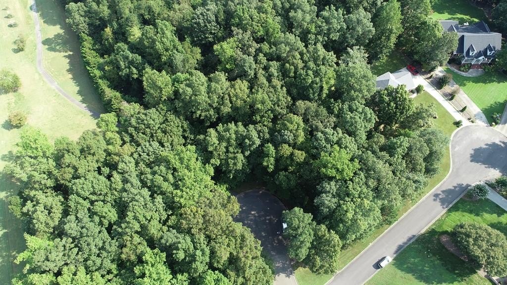 Residential Land in Desirable Neighborhood