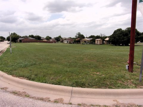 Residential Building Lot in Subdivision
