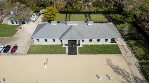 Equestrian Facility in Loxahatchee Groves