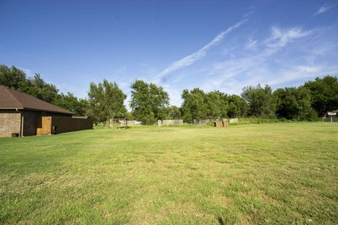 LAND, Woodward, OK