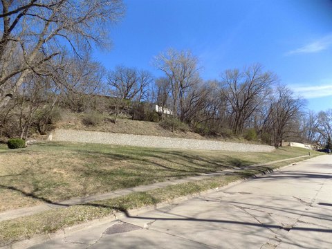 Residential Lot in Established Neighborhood