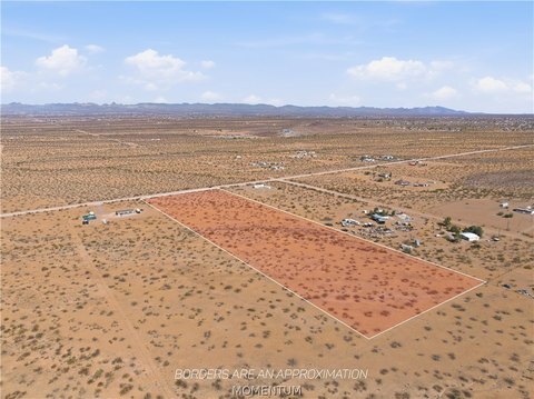 Land, Golden Valley, AZ