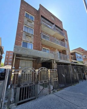 Mixed-Use Building with Spa Suite