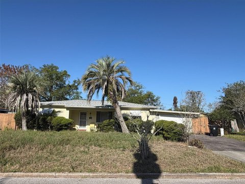 Land in Orlando, Florida