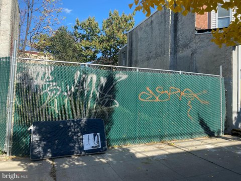 Philadelphia Land For Sale