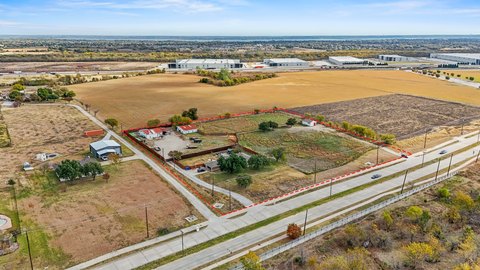 Income-Producing Commercial Land Opportunity