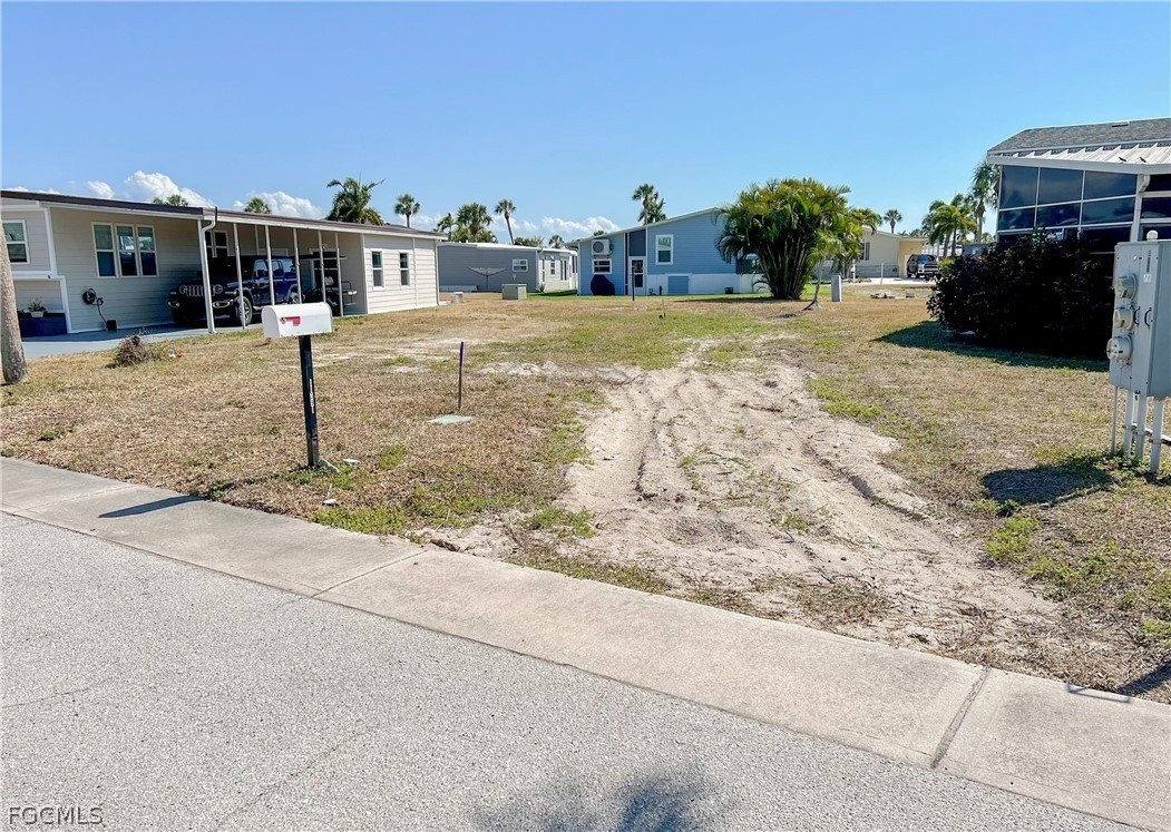 Residential Land in Bayside Estates