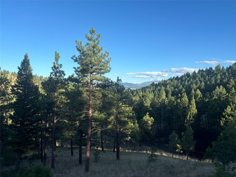 LAND - Clancy, MT
