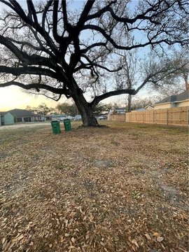 Land, Jefferson, LA