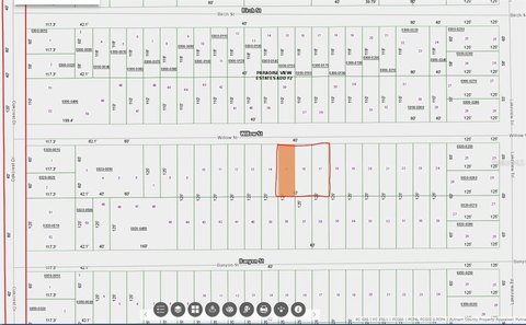 Residential Land in Interlachen, FL