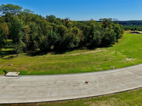 Land/Lot/Farm, Cedar Rapids, IA