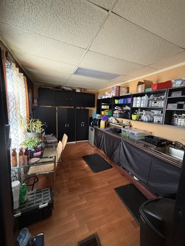 Retail Salon Shop Space