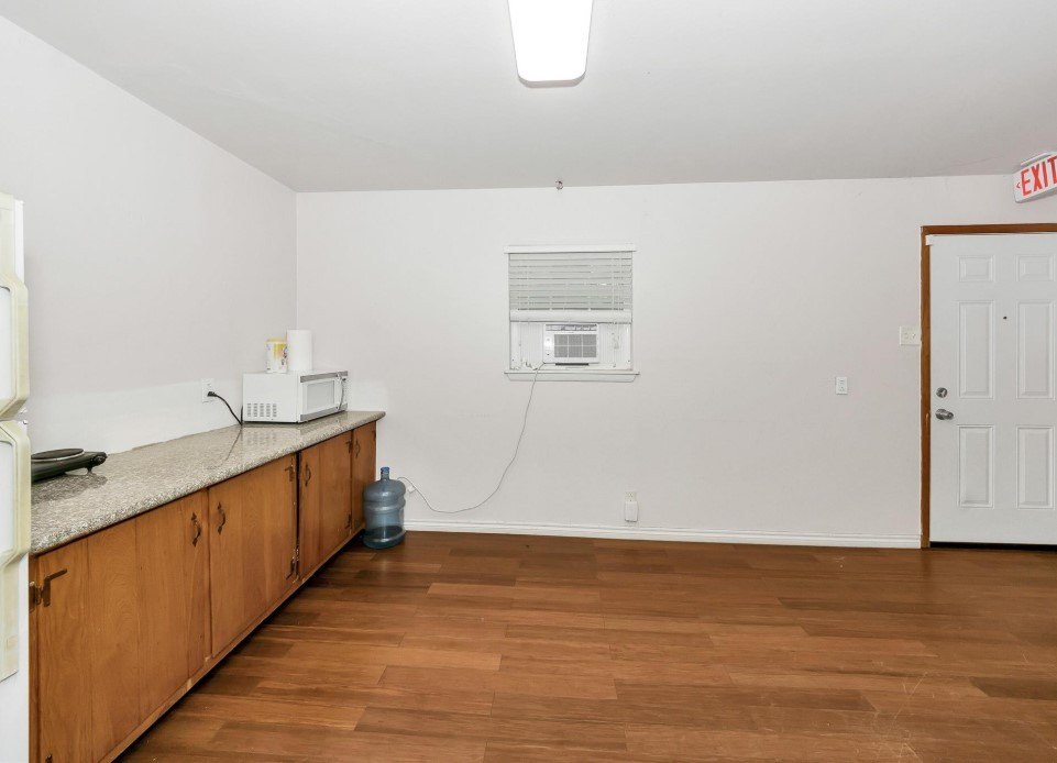 Picture 9
