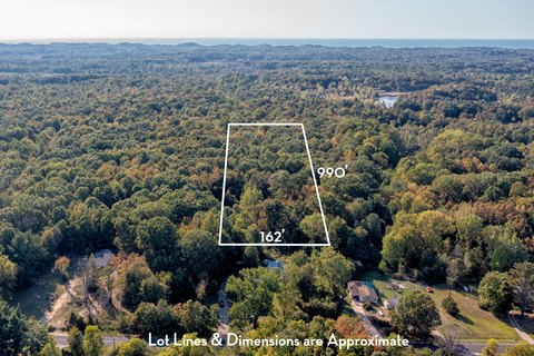 Land Parcel Near South Haven
