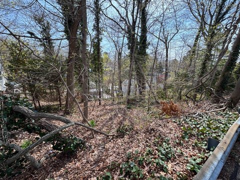 Building Lot in Quiet Setting