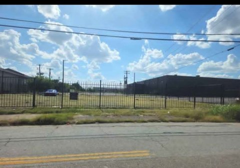 Commercial Land with Gated Entrances