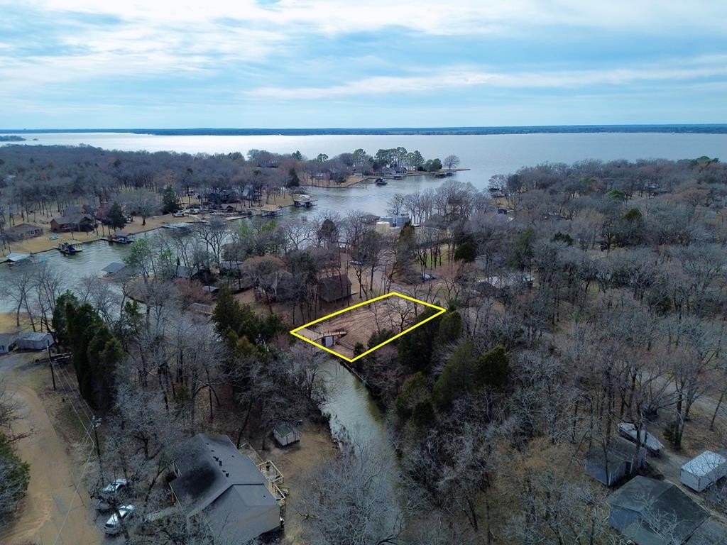 Waterfront Homesite on Cedar Creek