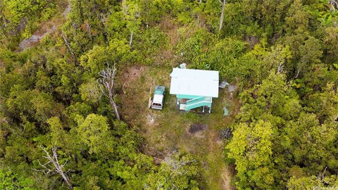 Off-Grid Cabin in Eden Roc